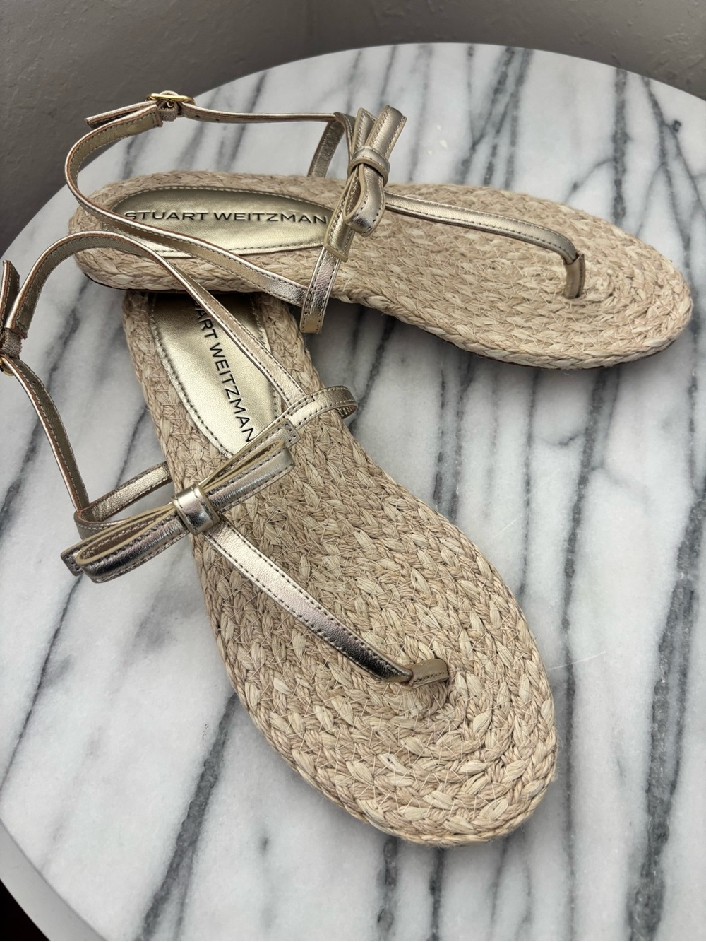 Stuart Weitzman Gold Metallic Bow Espadrille Thong Sandals End of Summer